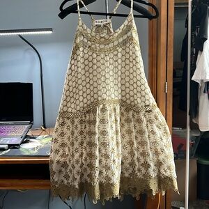 Super cute dress/swim cover up!